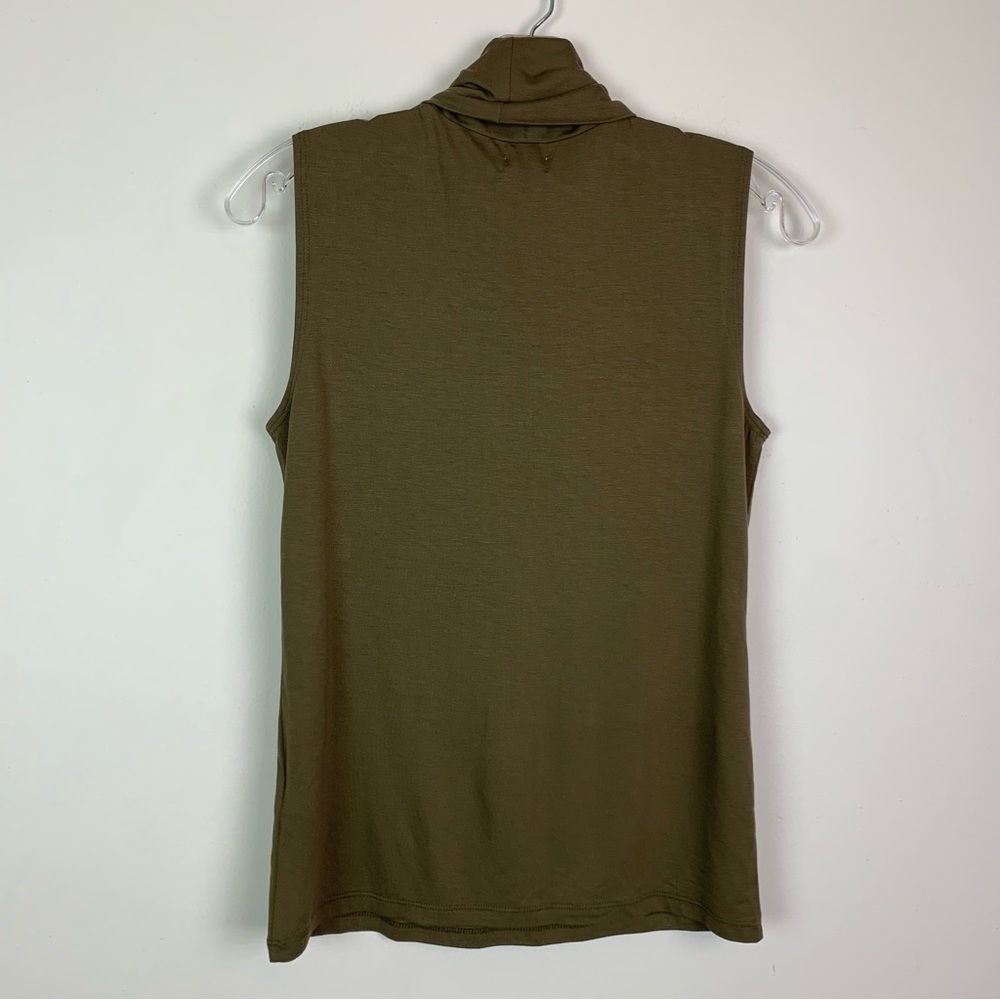NWT L'AGENCE Ceci Sleeveless Turtleneck Top in Pine Size M - Picture 7 of 11